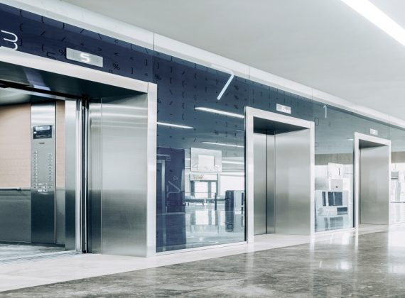 rs204595-elevators_image_w2000_h670